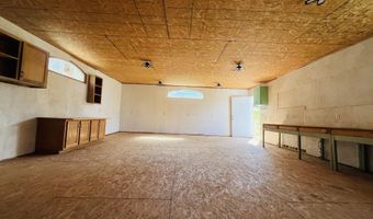 18 Madison St, Beattyville, KY 41311