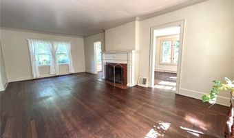 950 Merriman Rd, Akron, OH 44303