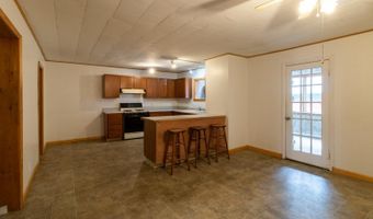 18 Cross St, Brighton, VT 05846