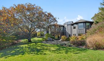 515 State Rd, Aquinnah, MA 02535