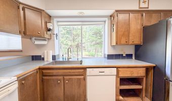 2015 THONI Rd, Addy, WA 99101
