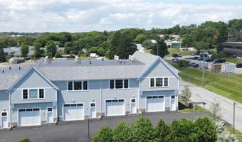 55 John Clarke Rd 3, Middletown, RI 02842