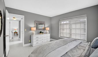 300 John F Kennedy Dr Ph8, Atlantis, FL 33462