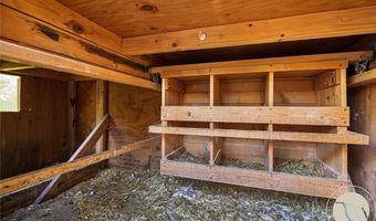 221 W School St, Absarokee, MT 59001