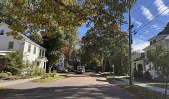 36 Clymer St, Burlington, VT 05401