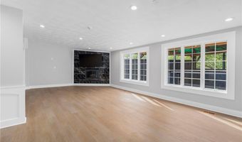 1152 Main St, Coventry, RI 02816