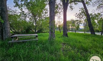 21 Old Boulder Rd, Big Timber, MT 59011