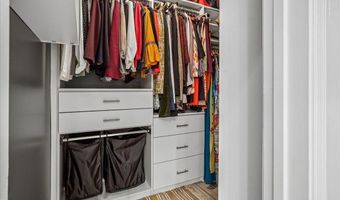 2330 14TH St N 407, Arlington, VA 22201