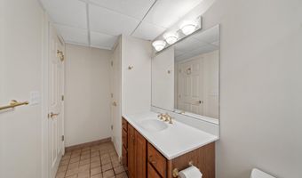 340 Orchard Hills Dr, Ann Arbor, MI 48104