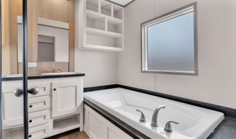 42 Hondo Seco Rd, Arroyo Hondo, NM 87513