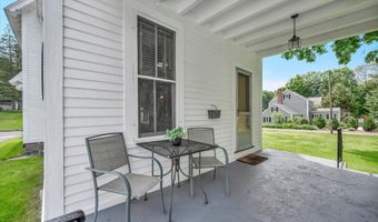 44 Maple Ave, Canton, CT 06019