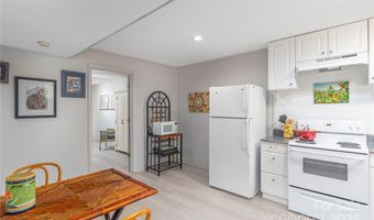 25 Brookcliff Dr, Asheville, NC 28804