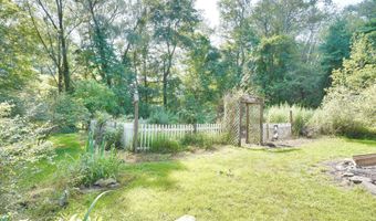 242 Herrick Rd, Brooklyn, CT 06234