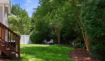 1007 Copper Ridge Ct, Apex, NC 27502