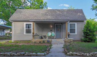428 S C St, Arkansas City, KS 67005