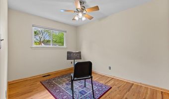 681 Archwood Dr, Ann Arbor, MI 48103