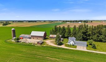 W6231 County Road K, Arlington, WI 53911