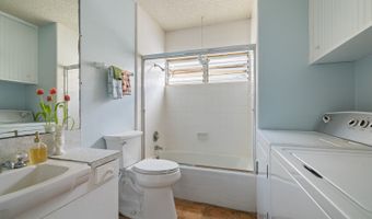 66-471 Pikai St, Haleiwa, HI 96712