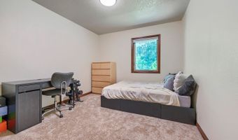 13865 SW SECRETARIET Ln, Beaverton, OR 97008