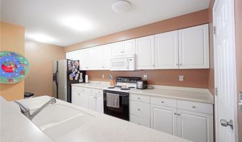 1104 Netherton Ct, Amherst, NY 14051