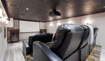 5 Morgan Ct, Lincoln, RI 02865