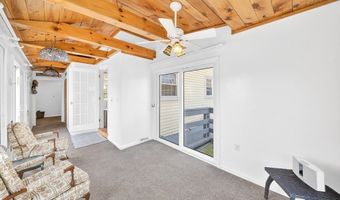 216 Hartford Ave, Bellingham, MA 02019