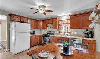 537 3RD St, Atco, NJ 08004