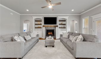 1741 Cherrie St, Bentonville, AR 72713
