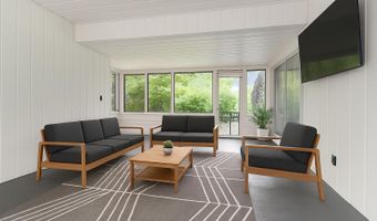 2659 Bedford Rd, Ann Arbor, MI 48104