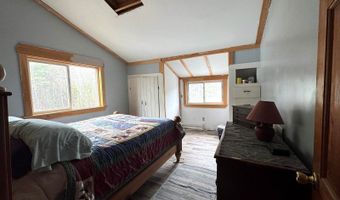 7 Howard Siding Ln, Abbot, ME 04406