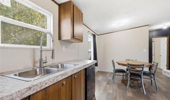 8800 Dons Ct, Alvarado, TX 76009