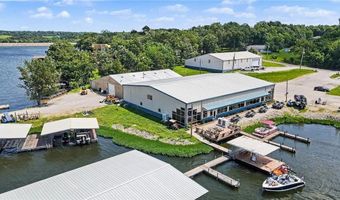 1066 Lake Viking Ter, Altamont, MO 64620