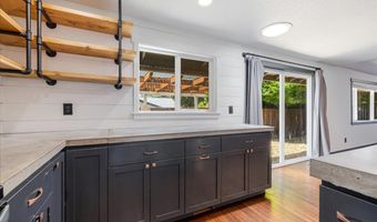 19235 SW OAK St, Aloha, OR 97078