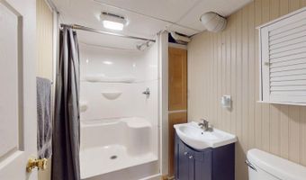 721 Meadow Pl, Ames, IA 50010