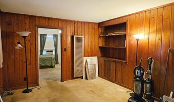 523 Eugemar Dr, Albany, GA 31707