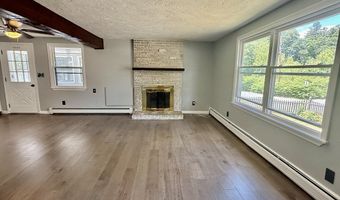 14 Greenville St, Billerica, MA 01821