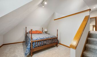 6520 Forrest Commons Blvd, Indianapolis, IN 46227