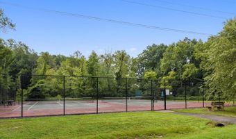 4500 35TH Rd N, Arlington, VA 22207