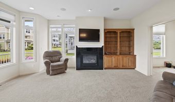 230 Roundhouse Rd, Astoria, OR 97103