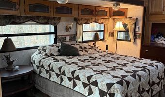 107 Pinewood Dr, Altona, NY 12910