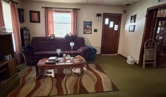 128 E Main St, Agency, IA 52530