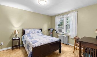 5001 10TH St S #5, Arlington, VA 22204