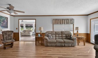 414 Holly Hills Dr, Altavista, VA 24517