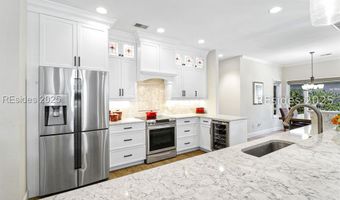 18 Sunset Pl, Hilton Head Island, SC 29926