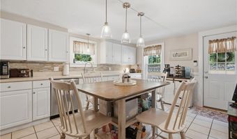 44 Old Great Rd, North Smithfield, RI 02896