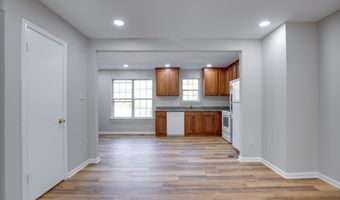 5713 LAWSONS HILL Ct, Alexandria, VA 22310