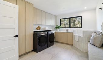 7117 Obelisco Cir, Carlsbad, CA 92009