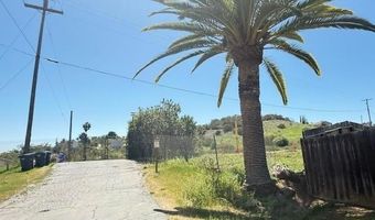 121 Avo Dr, Fallbrook, CA 92028