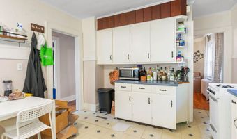 27 Cardinal Ave, Albany, NY 12208