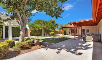 14185 Cuyamaca Rd, Apple Valley, CA 92307
